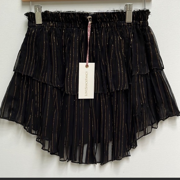 🔥🔥NWT LOVESHACKFANCY MINI SKIRT. Sz XS. BLACK AND METALLIC GOLD WITH RUFFLES - Picture 2 of 9
